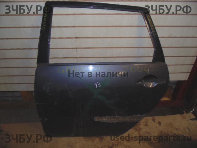 Mitsubishi Grandis (NA4W) Дверь задняя левая