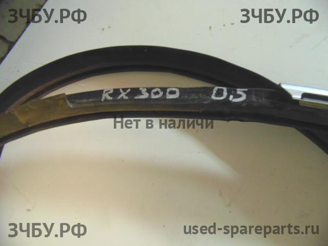 Lexus RX (1) 300 Уплотнитель двери