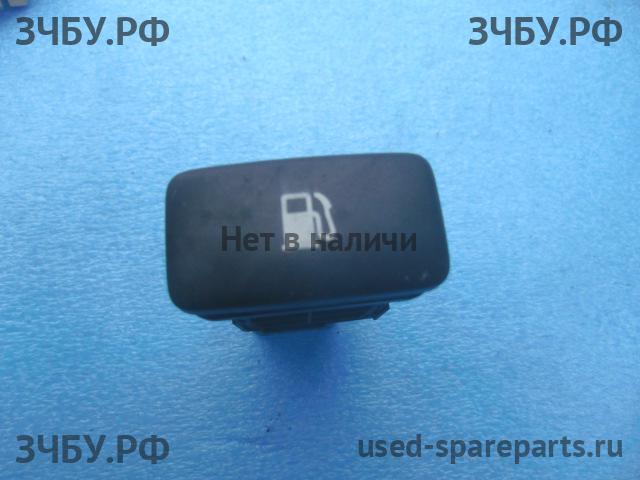 Lexus RX (2) 300/330/350/400h Кнопка открывания лючка бензобака