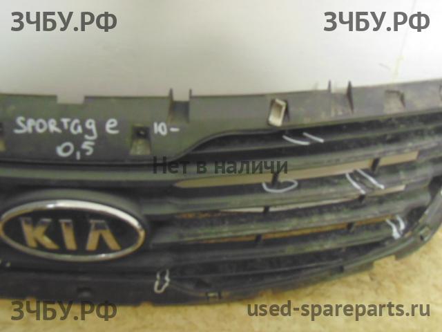 KIA Sportage 3 Решетка радиатора