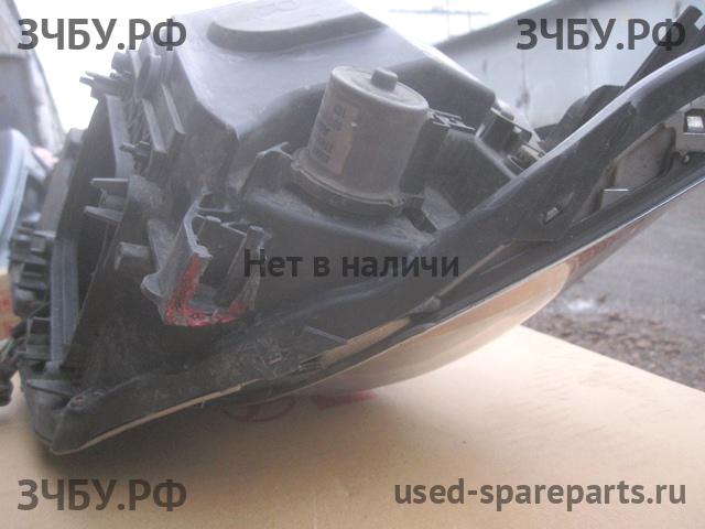 Lexus GS (3) 300/400/430 Фара правая