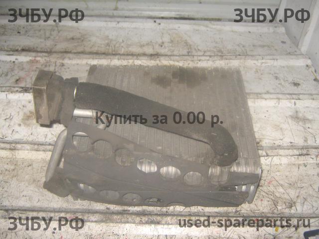 Dodge Intrepid 1 Радиатор отопителя
