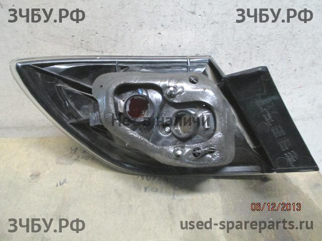 Mazda 3 [BK] Фонарь правый