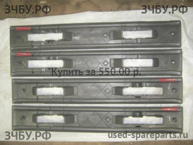 Chrysler Voyager/Caravan 4 Обшивка пола