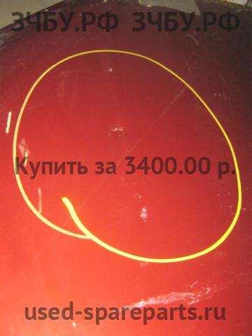Renault Sandero 1 Капот