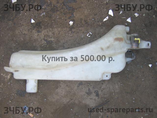 Opel Monterey A Бачок омывателя лобового стекла