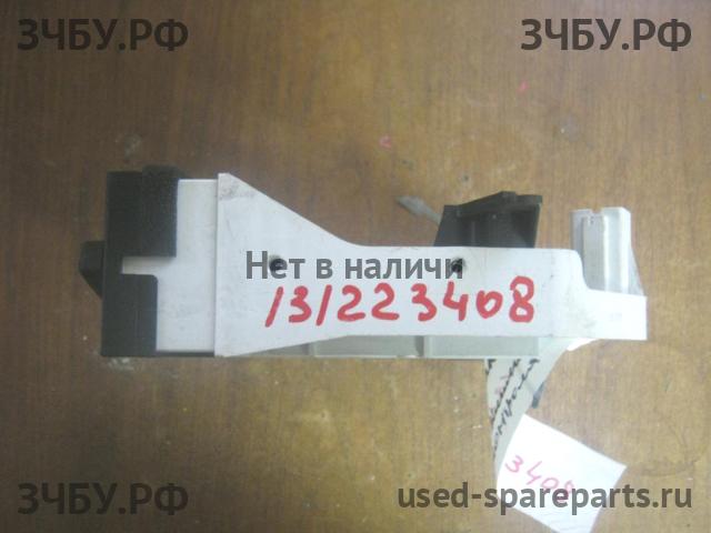 Mitsubishi Fuso/Canter (2) Блок управления климатической установкой
