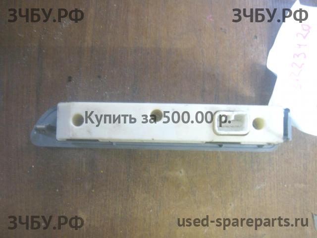 Mitsubishi Fuso/Canter (2) Кнопка стеклоподъемника передняя правая