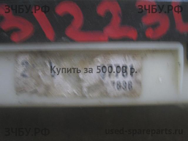 Mitsubishi Fuso/Canter (2) Кнопка стеклоподъемника передняя правая