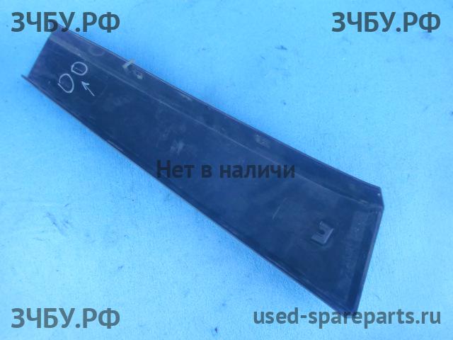 Citroen C4 (1) Накладка стойки