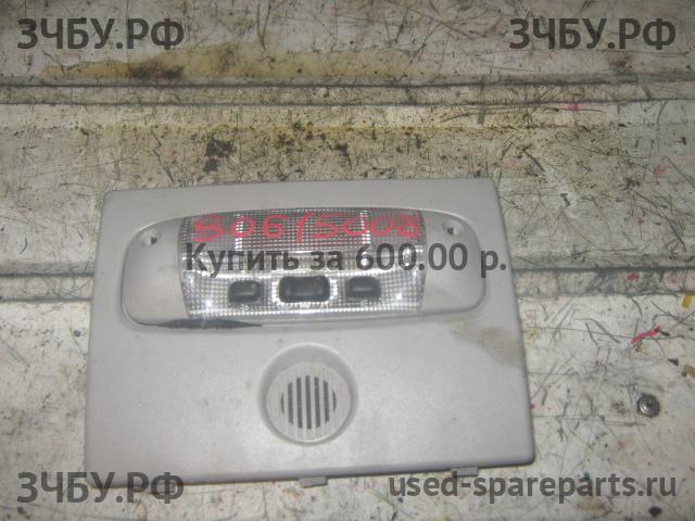 Ford Focus 2 (рестайлинг) Плафон салонный