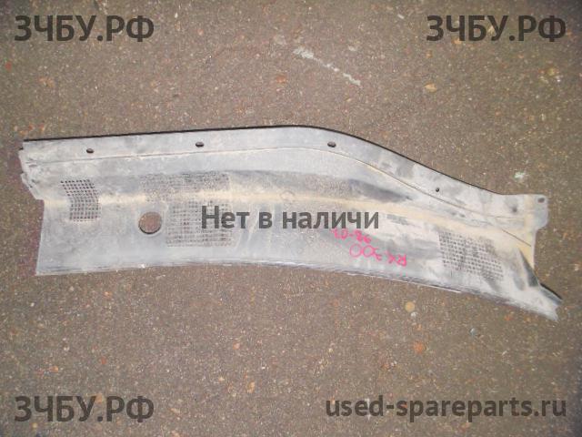 Lexus RX (1) 300 Решетка стеклоочистителя (Дефлектор водостока)
