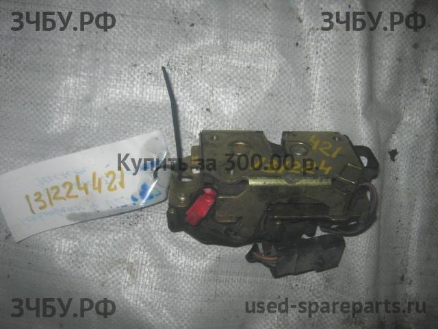 Chrysler Voyager/Caravan 4 Замок багажника