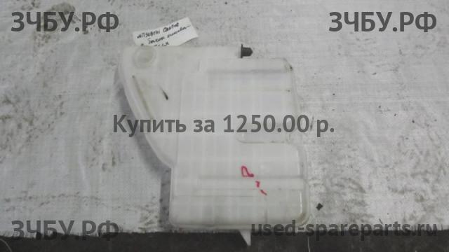 Mitsubishi Fuso/Canter (2) Бачок омывателя лобового стекла