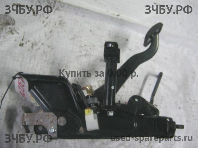 Mitsubishi Fuso/Canter (2) Блок педалей