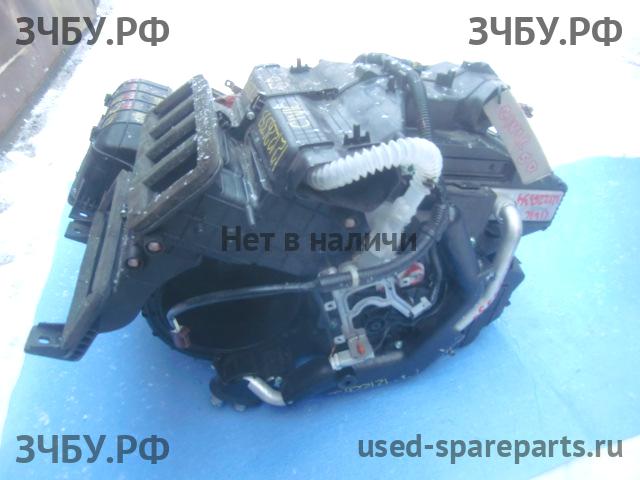 Honda Civic 8 (5D) Корпус отопителя (корпус печки)