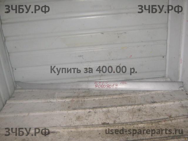 Toyota Corona EXIV Молдинг крыла заднего правого