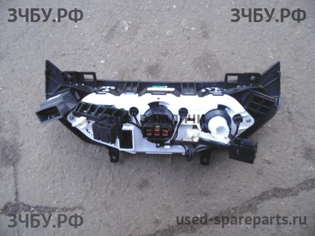 Chevrolet Aveo 2 (T250) Блок управления климатической установкой