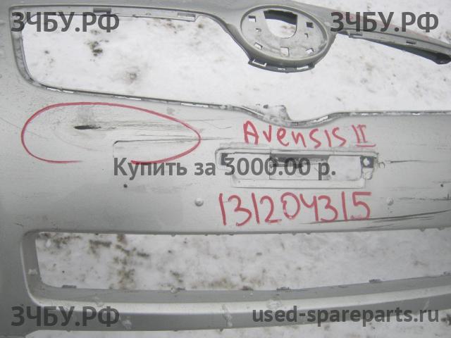 Toyota Avensis 2 Бампер передний