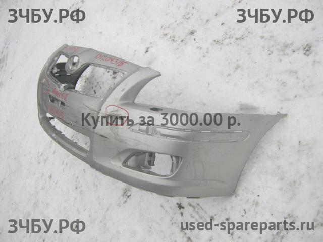 Toyota Avensis 2 Бампер передний