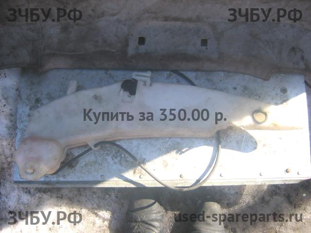 Ford Focus 1 Бачок омывателя лобового стекла