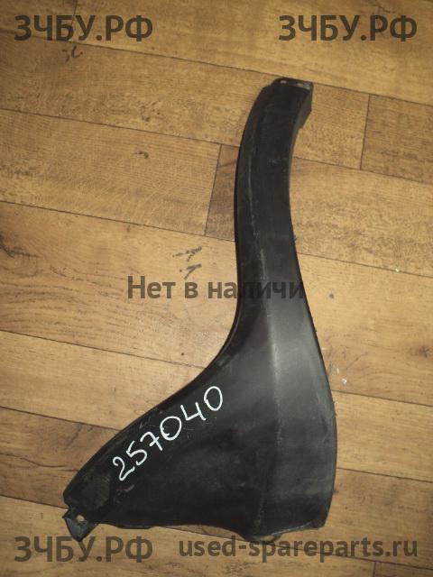 Suzuki SX4 (1) Накладка заднего бампера