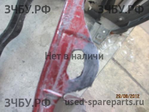 Mazda 3 [BK] Бампер передний