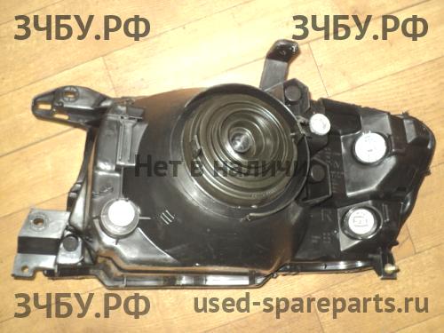 Mitsubishi Pajero/Montero 3 Фара правая