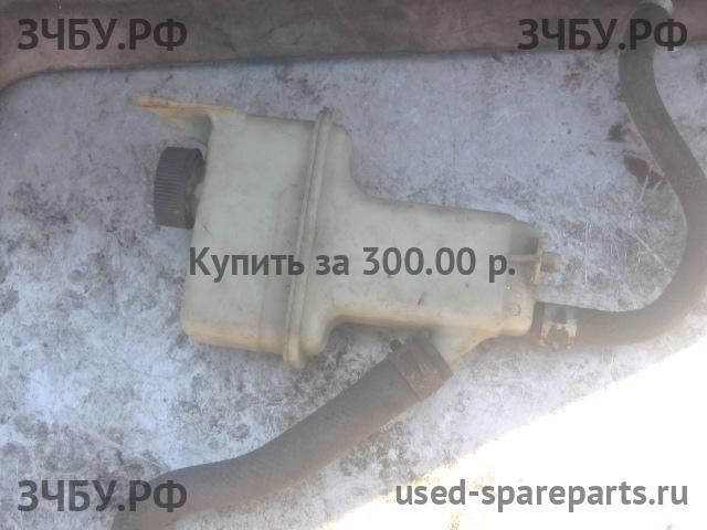 Mazda 626 [GD] Бачок гидроусилителя
