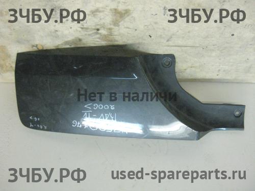 Toyota RAV 4 (3) Накладка на дверь багажника