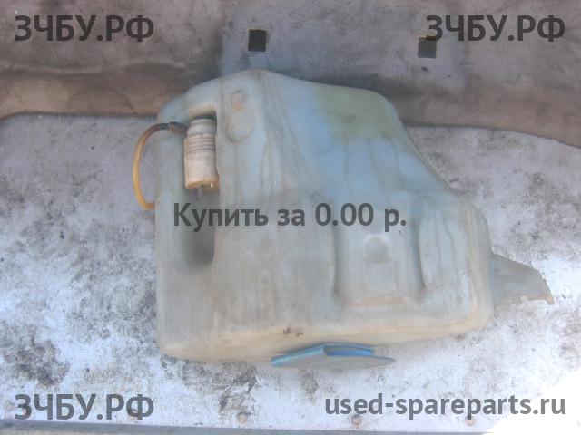 Volkswagen Passat B3 Бачок омывателя лобового стекла
