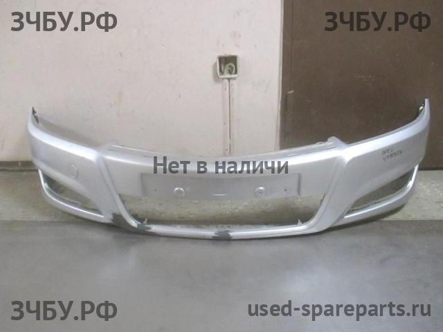 Opel Astra H Бампер передний