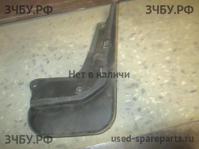Ford Focus 3 Брызговик задний левый
