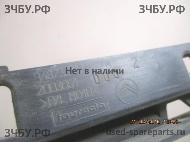 Citroen C5 (3) Решетка в бампер