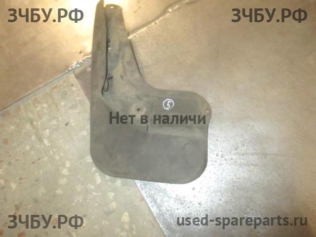 Ford Focus 3 Брызговик задний левый