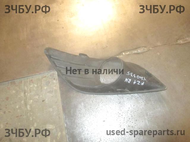Ford Focus 2 (рестайлинг) Рамка противотуманной фары правой