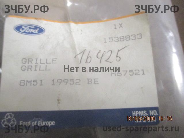 Ford Focus 2 (рестайлинг) Решетка в бампер