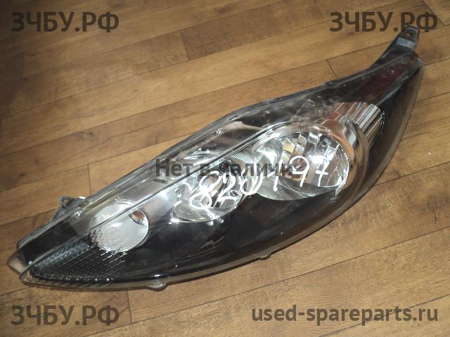 Ford Fiesta 6 Фара левая