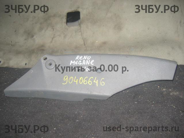 Renault Megane 1 Пластик салона