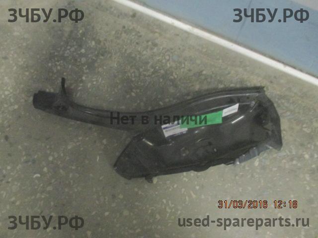 Hyundai i20 (1) Панель задняя