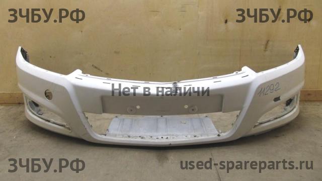 Opel Astra H Бампер передний