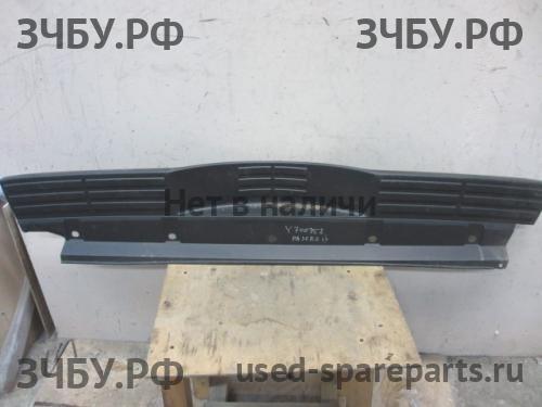 Mitsubishi Pajero/Montero 4 Накладка заднего бампера