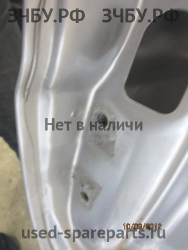 Mitsubishi Pajero/Montero 4 Дверь передняя правая