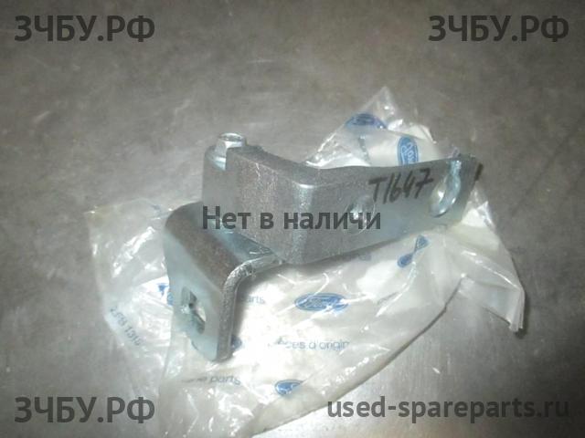 Ford Focus 3 Петля двери передней правой