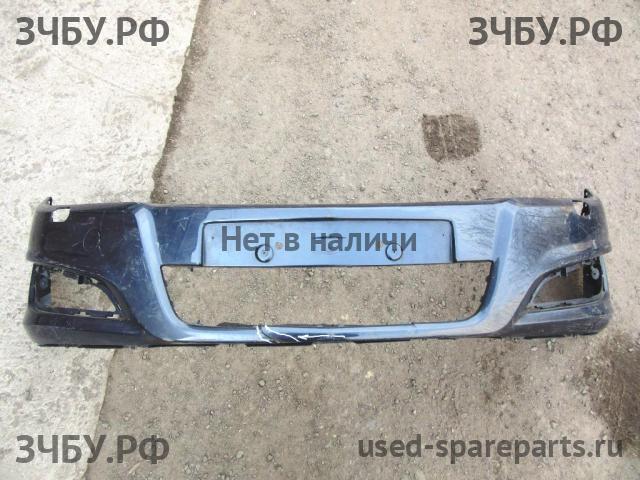 Opel Astra H Бампер передний