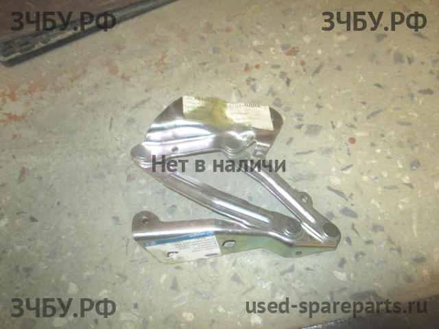 Ford Kuga 2 Петля капота