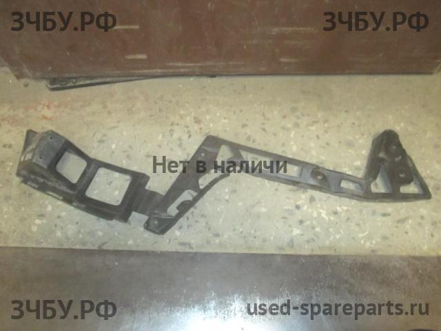Ford Mondeo 4 Направляющая заднего бампера