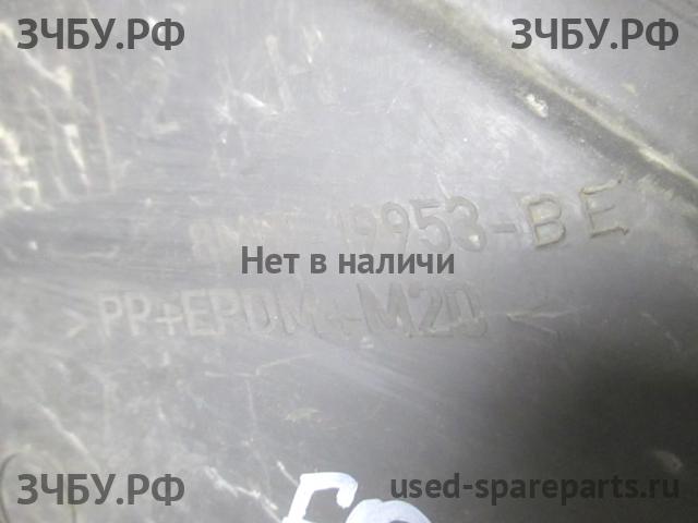 Ford Focus 2 (рестайлинг) Решетка в бампер