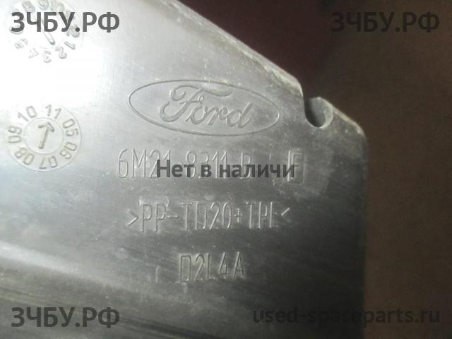 Ford Mondeo 4 Воздуховод радиатора