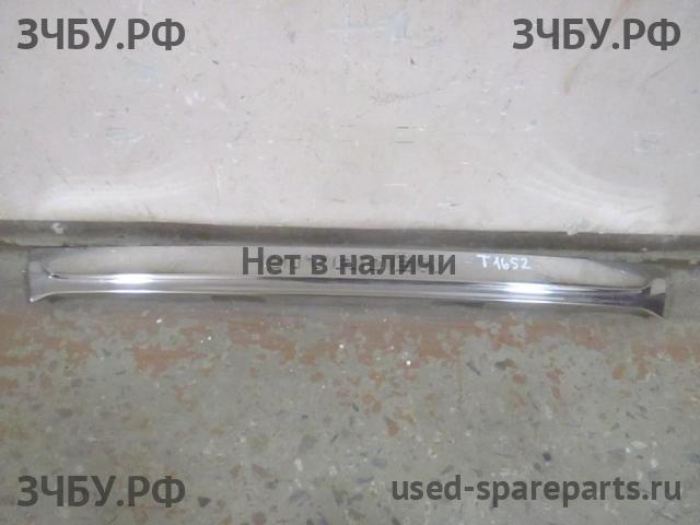 Citroen C4 (2) Накладка на крышку багажника